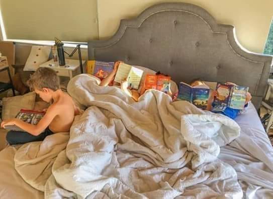 أم لخمسة أطفال تنقذ أبناءها من أدمان الهواتف الذكية